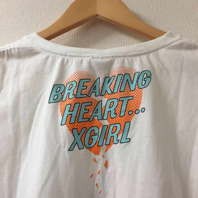 X-girl(エックスガール)のX-girl VネックTシャツ レディースのトップス(Tシャツ(半袖/袖なし))の商品写真