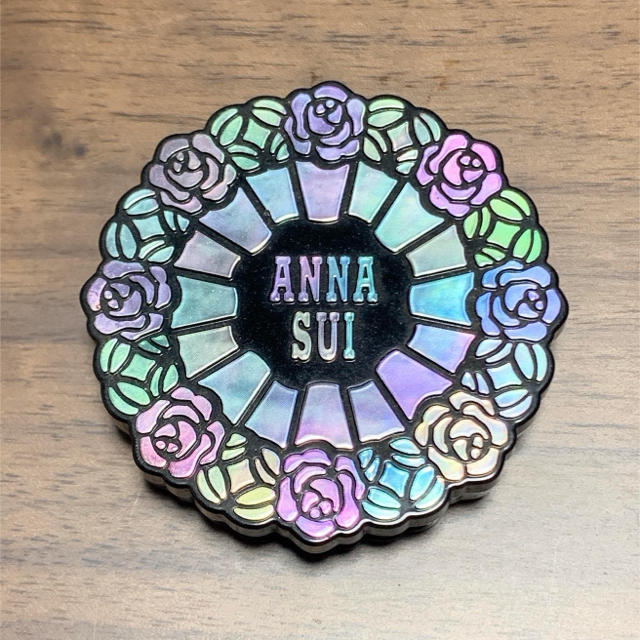 ANNA SUI(アナスイ)のANNA SUI アナスイ アイシャドウ グレー コスメ/美容のベースメイク/化粧品(アイシャドウ)の商品写真