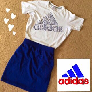 アディダス(adidas)のカナ様🔹men's デカロゴＴ〜🔹(Tシャツ(半袖/袖なし))