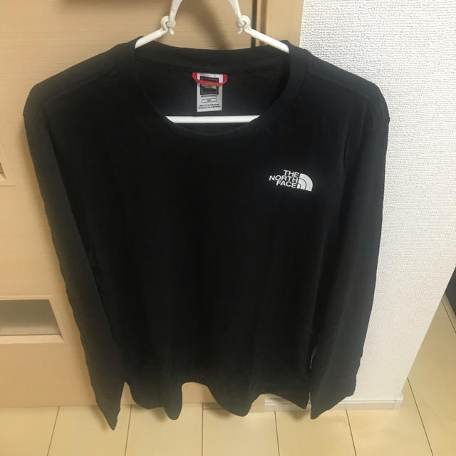 THE NORTH FACE(ザノースフェイス)の早い物勝ち‼️新品未使用‼️ノースフェイス‼️長袖Tシャツ‼️ メンズのトップス(Tシャツ/カットソー(七分/長袖))の商品写真