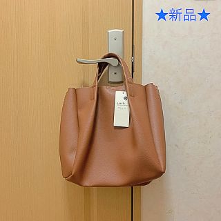 アースミュージックアンドエコロジー(earth music & ecology)の☆新品☆ アースミュージックアンドエコロジー ショルダーバッグ(ショルダーバッグ)