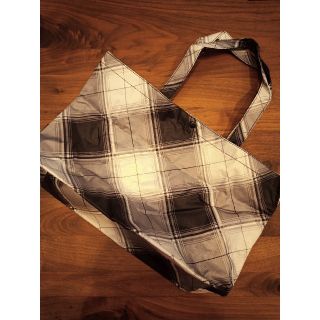 ムルーア(MURUA)のMURUA モノトーンチェック柄トートBAG(トートバッグ)