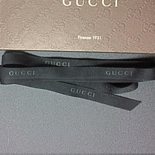 Gucci(グッチ)のM様専用  GUCCI リボン レディースのバッグ(ショップ袋)の商品写真