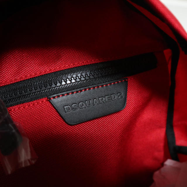 DSQUARED2(ディースクエアード)の新品 DSQUARED2 バックパック メンズのバッグ(バッグパック/リュック)の商品写真