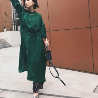 アメリヴィンテージ(Ameri VINTAGE)のAMERI 2WAY LUSTER GOWN DRESS(ロングワンピース/マキシワンピース)