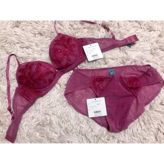 チャコット(CHACOTT)の新品未使用！chut!INTIMATES ブラ&ショーツ(ブラ&ショーツセット)