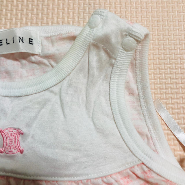 celine(セリーヌ)のセリーヌ ベビー服 ピンク キッズ/ベビー/マタニティのベビー服(~85cm)(ロンパース)の商品写真