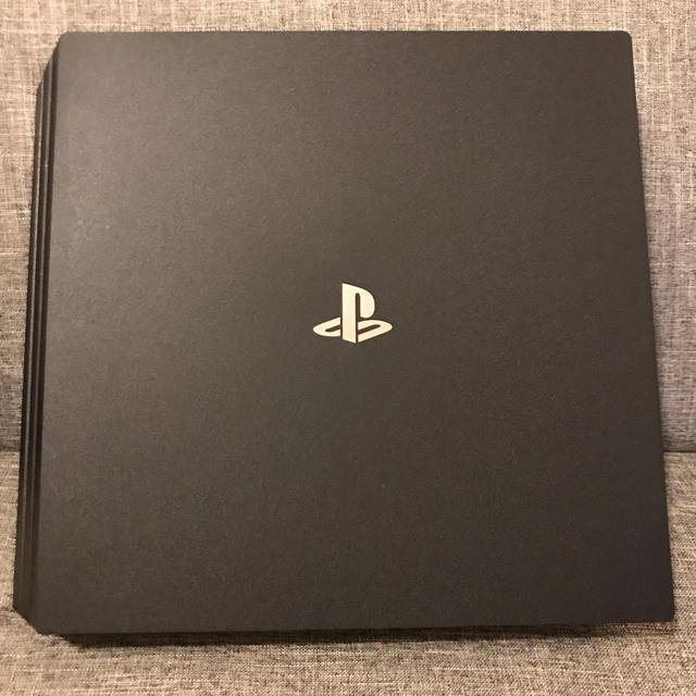 PlayStation®4 Pro RDR2 ソフトなし 1