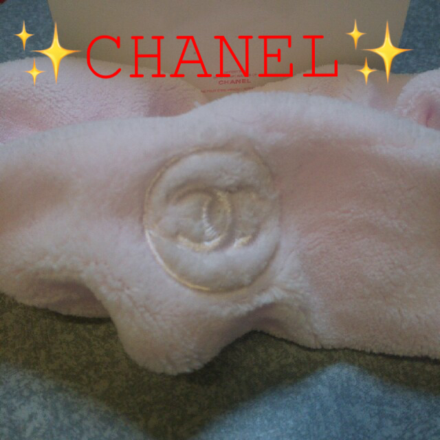 CHANEL(シャネル)の■最終お値下げ.CHANEL   ヘアバンド   ノベルティ レディースのヘアアクセサリー(ヘアバンド)の商品写真