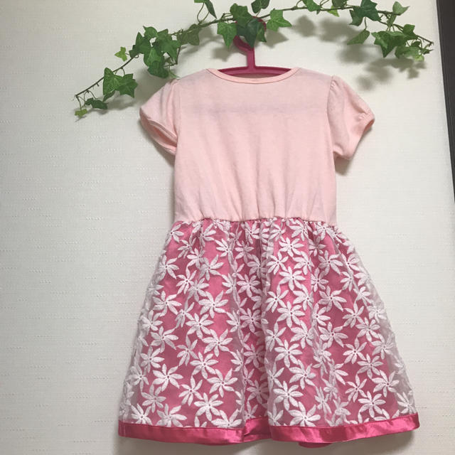 お値下げ！オーガンジーレースのワンピース 100〜110 キッズ/ベビー/マタニティのキッズ服女の子用(90cm~)(ワンピース)の商品写真