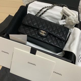 シャネル カメリア ハンドバッグ(レディース)(シルバー/銀色系)の シャネル カメリア ハンドバッグ(レディース)(シルバー/銀色系)の