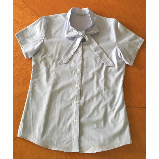 AOKI(アオキ)のアオキ 半袖 リボン ブラウス  13号 レディースのトップス(シャツ/ブラウス(半袖/袖なし))の商品写真