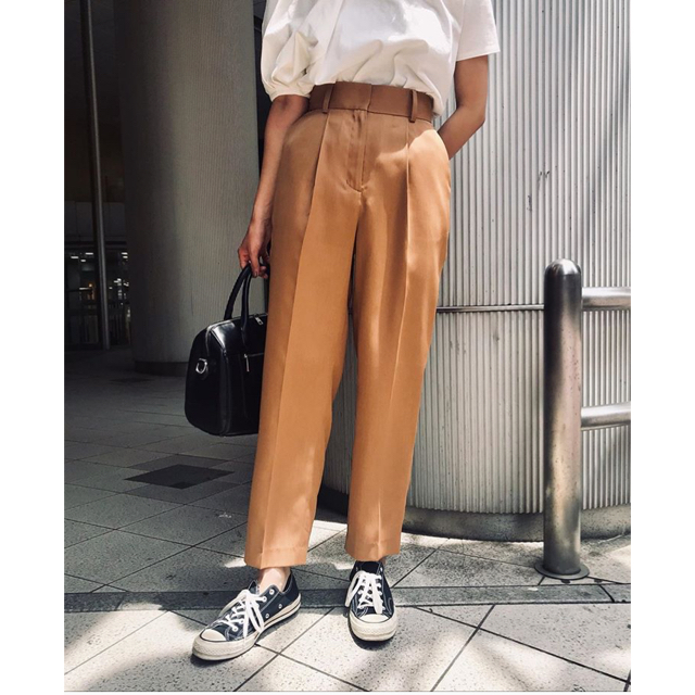 moussy(マウジー)のrim.ark ハイウエストベストフィットパンツ レディースのパンツ(カジュアルパンツ)の商品写真