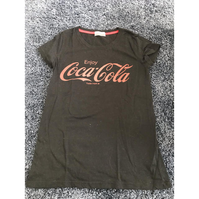 コカ・コーラ(コカコーラ)の値下げしました！未使用！コカ・コーラ Tシャツ レディースのトップス(Tシャツ(半袖/袖なし))の商品写真