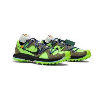 ナイキ(NIKE)のNIKE off-white zoom terra kiger 5(スニーカー)