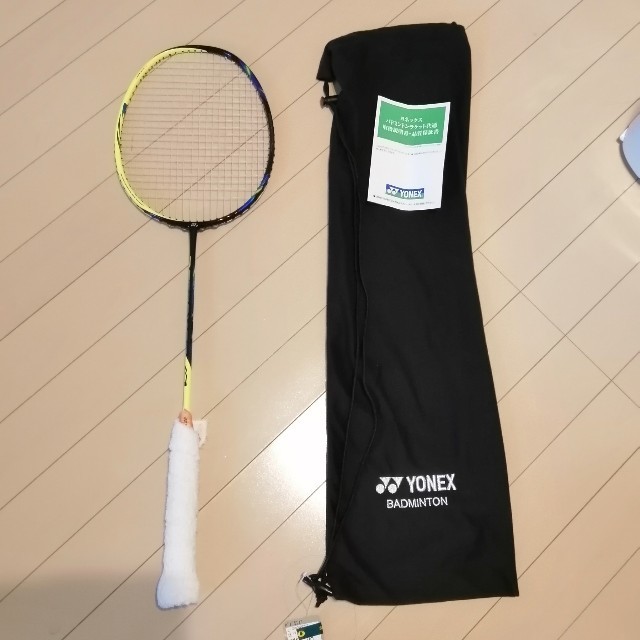 YONEX - 【極美品】ヨネックス アストロクス77☆バドミントン ラケット