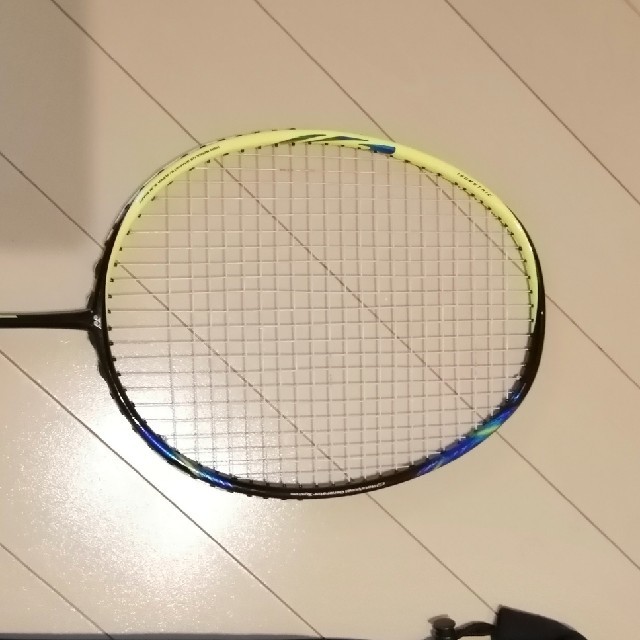 YONEX(ヨネックス)の【極美品】ヨネックス アストロクス77★バドミントン ラケット イエロー スポーツ/アウトドアのスポーツ/アウトドア その他(バドミントン)の商品写真