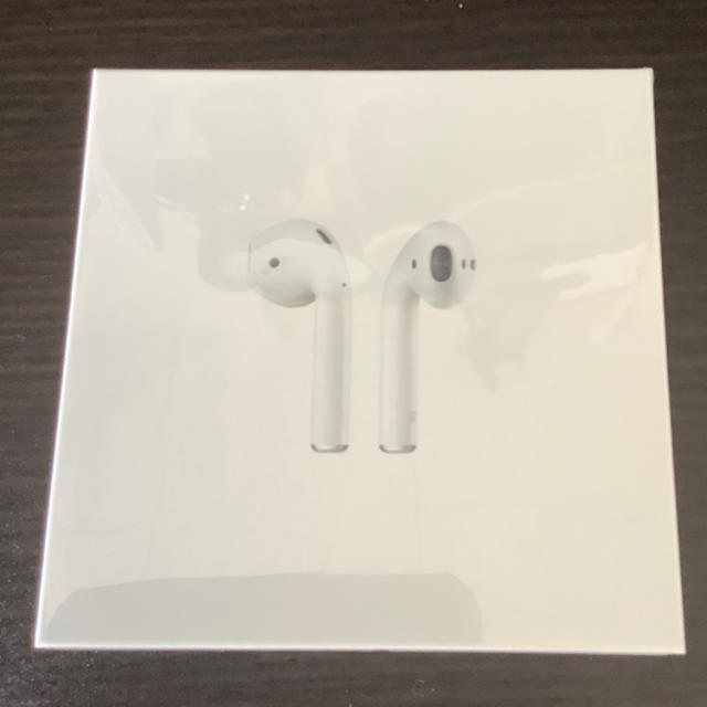 Apple(アップル)のたくみ様専用AirPods スマホ/家電/カメラのオーディオ機器(ヘッドフォン/イヤフォン)の商品写真