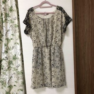 フォーエバートゥエンティーワン(FOREVER 21)のForever21 柄ワンピ シフォン M 新品(ひざ丈ワンピース)