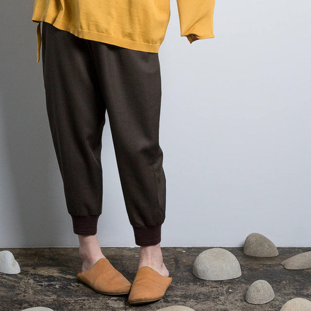 専用dulcamara よそいきトラックパンツ ブラウン - thetreestories.com
