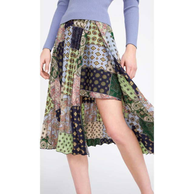 ZARA(ザラ)の新品☆ZARA ザラ プリントスカート レディースのスカート(ひざ丈スカート)の商品写真