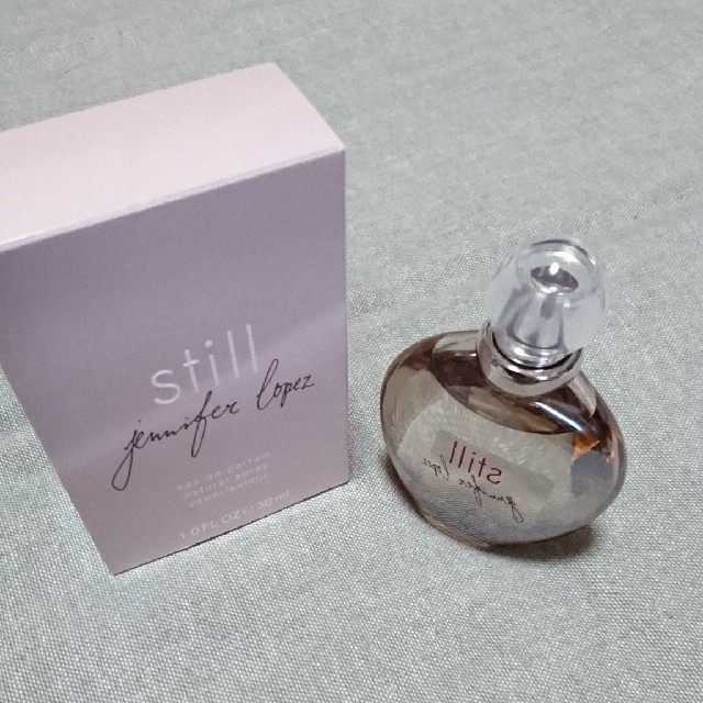 J.Lo(ジェニファーロペス)の香水 ジェニファーロペス スティル still 30ml コスメ/美容の香水(香水(女性用))の商品写真