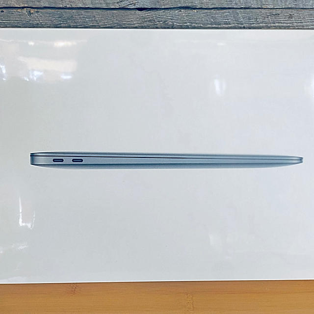 Mac (Apple) - MacBook Air MRE82J/A スペースグレイ orシルバー