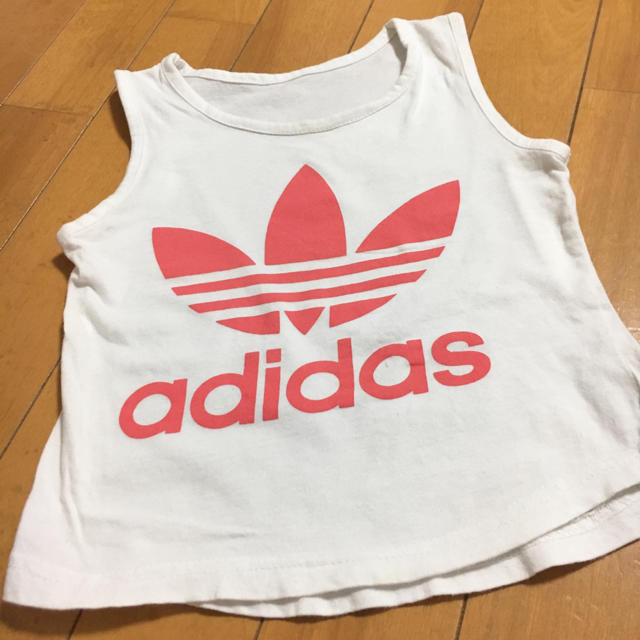 adidas(アディダス)のアディダス 90cm セットアップ タンクトップ adidas キッズ/ベビー/マタニティのキッズ服女の子用(90cm~)(Tシャツ/カットソー)の商品写真