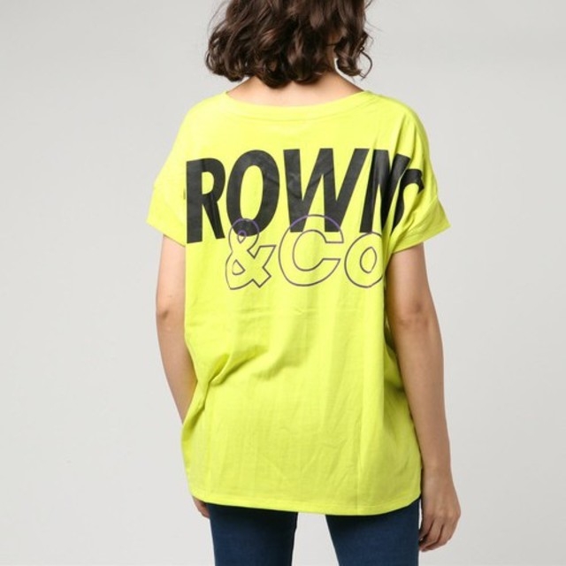 RODEO CROWNS WIDE BOWL(ロデオクラウンズワイドボウル)の完売品✩RODEO CROWNS✩RCWB✩サインロゴVネックTシャツ レディースのトップス(Tシャツ(半袖/袖なし))の商品写真