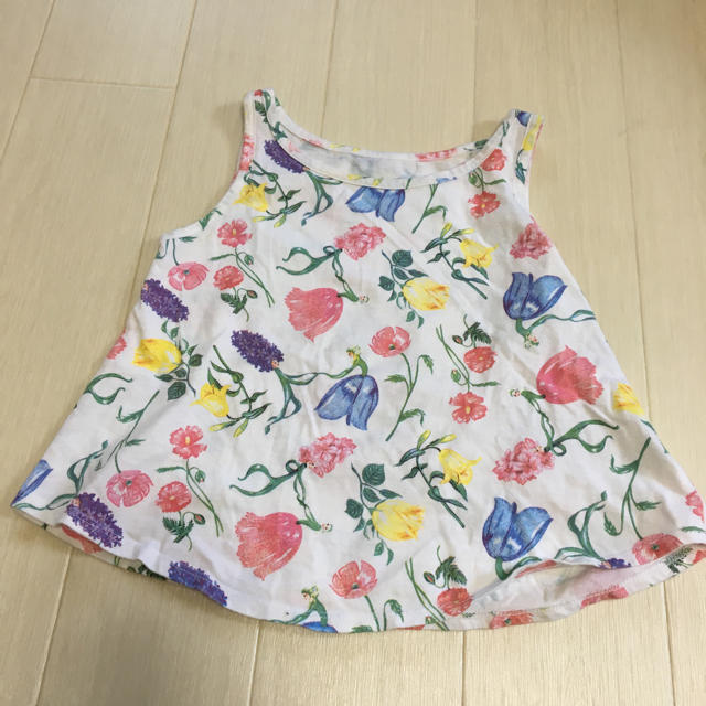 fafa(フェフェ)のfafa フェアリー柄  タンクトップ キッズ/ベビー/マタニティのキッズ服女の子用(90cm~)(Tシャツ/カットソー)の商品写真