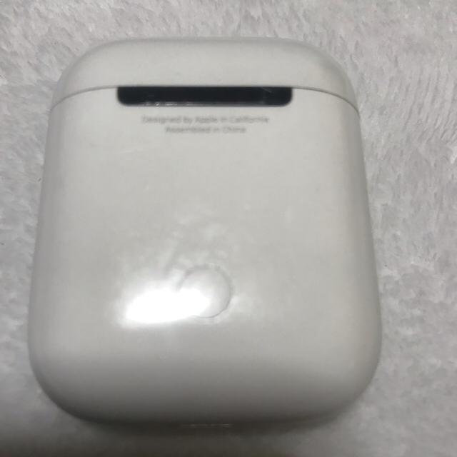 Apple(アップル)のAirPods スマホ/家電/カメラのオーディオ機器(ヘッドフォン/イヤフォン)の商品写真