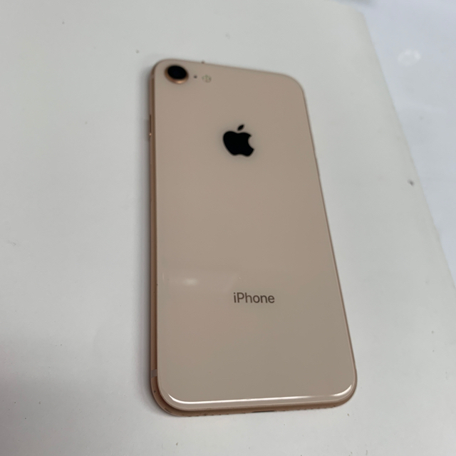 iPhone(アイフォーン)のiPhone8 256GB  本体 スマホ/家電/カメラのスマートフォン/携帯電話(スマートフォン本体)の商品写真