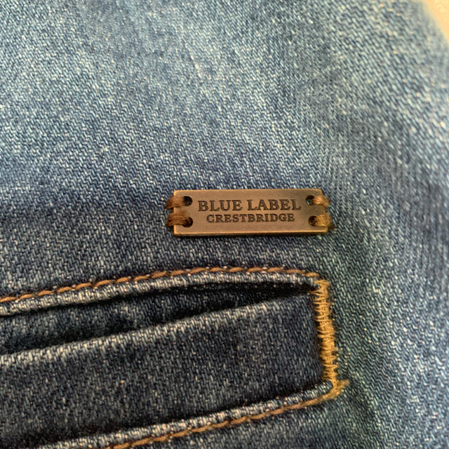 BURBERRY BLUE LABEL(バーバリーブルーレーベル)のブルーレーベルクレストブリッジ デニムスカート 36 レディースのスカート(ミニスカート)の商品写真