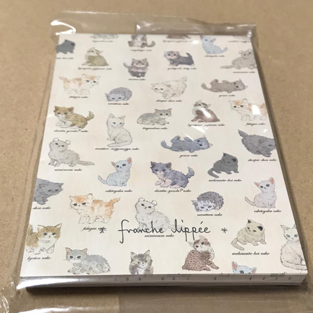 franche lippee(フランシュリッペ)のfranche lippée （フランシュリッペ）メモ ねこ図鑑 インテリア/住まい/日用品の文房具(ノート/メモ帳/ふせん)の商品写真