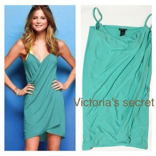 ヴィクトリアズシークレット(Victoria's Secret)の美品 ヴィクシー カバーアップ(水着)