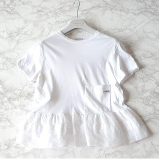 ミュウミュウ(miumiu)のmiumiu ミュウミュウ ♪ 白 ぺプラム Tシャツ(Tシャツ(半袖/袖なし))