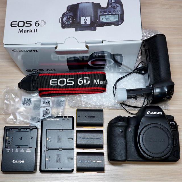 充電器❤バリアングル液晶❤Canon EOS 6D mark II❤フルサイズカメラ❤