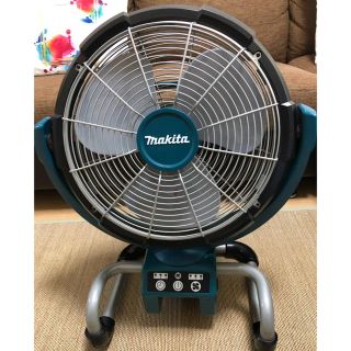 マキタ(Makita)のマキタ  充電式産業扇 ◆CF300D◆ 本体のみ(扇風機)