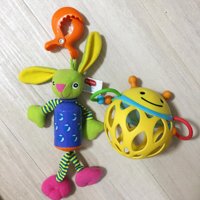 TINY LOVE(タイニーラブ)のベビー おもちゃ  ガラガラ ラトル Tiny Love  SKIP HOP キッズ/ベビー/マタニティのおもちゃ(知育玩具)の商品写真