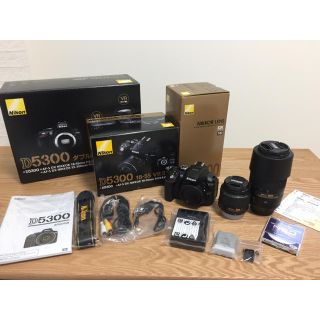 ニコン(Nikon)のD5300 ダブルズームキット スターターセット(デジタル一眼)