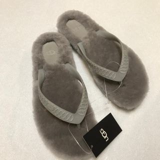 エミアトリエ(emmi atelier)のお値下げ！！UGG×emmi ムートンビーチサンダル新品未使用(ビーチサンダル)