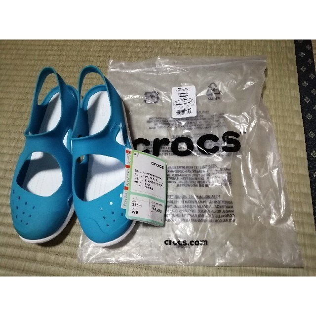 crocs(クロックス)のクロックス crocs サンダル 水色 25cm レディースの靴/シューズ(サンダル)の商品写真