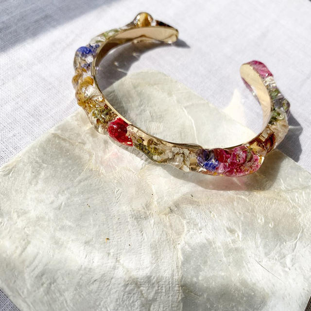 dried flower bangle🌼 ハンドメイドのアクセサリー(ブレスレット/バングル)の商品写真