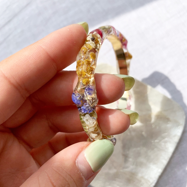 dried flower bangle🌼 ハンドメイドのアクセサリー(ブレスレット/バングル)の商品写真