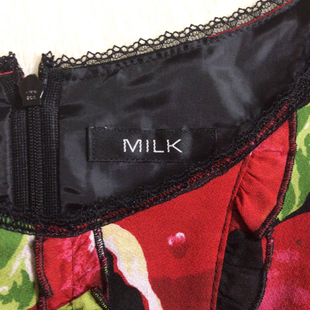 MILK(ミルク)の▲MILK　アップルポイズンベビードール 黒 レディースのワンピース(ひざ丈ワンピース)の商品写真