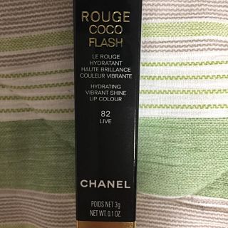 シャネル(CHANEL)の新品未使用 CHANEL ルージュ ココ フラッシュ 82 ライヴ シャネル(口紅)