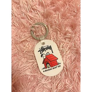 ステューシー(STUSSY)のキーホルダー stussy  snoopy(キーホルダー)