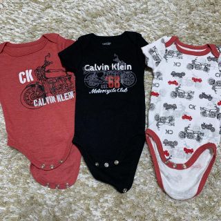 カルバンクライン(Calvin Klein)のカルバンクライン ロンパース3点セット(ロンパース)