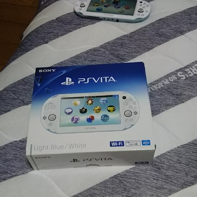 PS VITA 2000 2