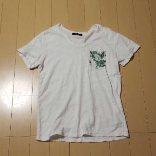 アズールバイマウジー(AZUL by moussy)のAZUL VネックTシャツ(Tシャツ/カットソー(半袖/袖なし))